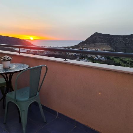 Sybarix Apartment: Precioso Apartamento Con Vistas Al Golf Y El Mar La Envia Dış mekan fotoğraf