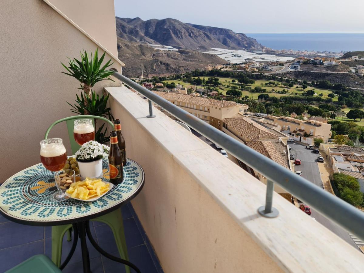 Sybarix Apartment: Precioso Apartamento Con Vistas Al Golf Y El Mar La Envia Dış mekan fotoğraf